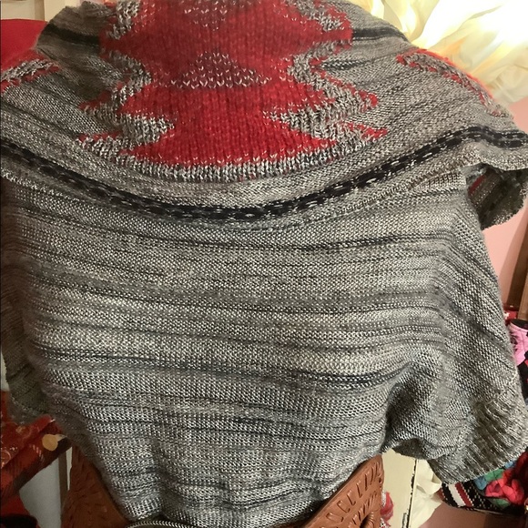 Southwestern cowl neck sweater - Picture 4 of 9